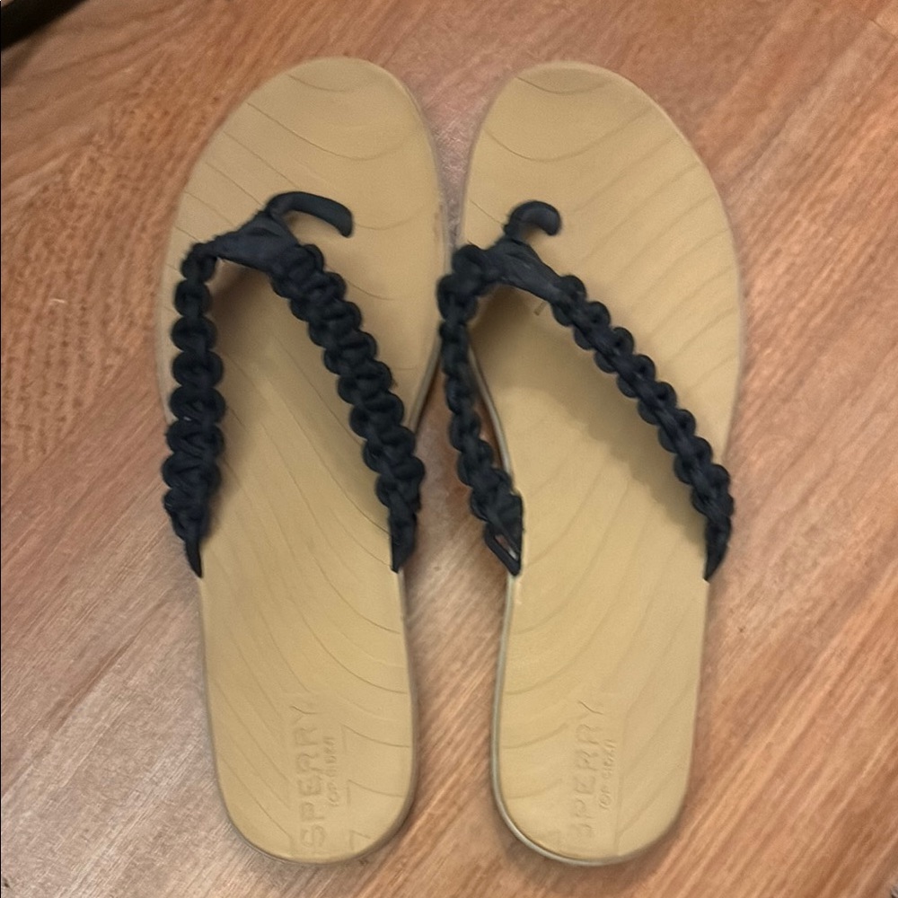 Sperry Women's Tan and Navy Sandals